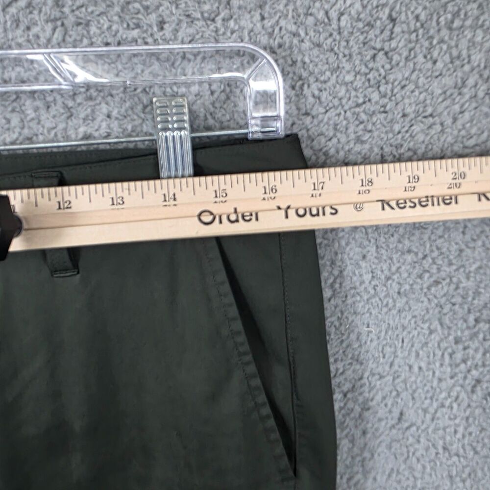 Rhone Pants Men's Green Commuter Chino 100541 Size 33x32 - Picture 7 of 9